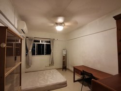 Blk 319 Jurong East Street 31 (Jurong East), HDB 4 Rooms #195689352